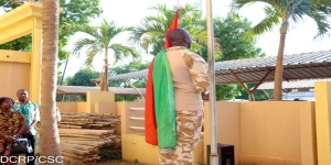Traditionnelle montée des couleurs : Le président du CSC exhorte ses collaborateurs à s’approprier le message du chef de l’Etat à l’occasion de l’an II de l’AES