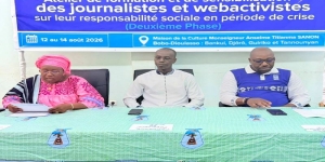 Responsabilité sociale en période de crise : Journalistes et web-activistes à l’école du régulateur